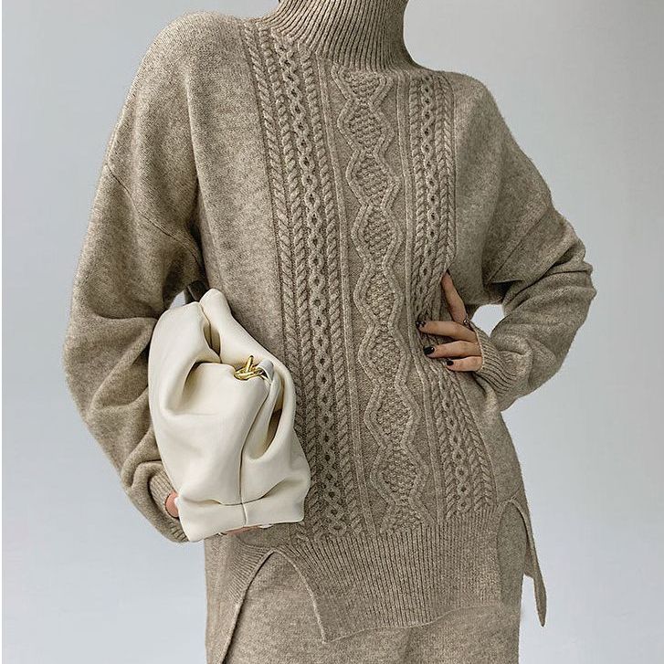 Idle Style Fashionable Set - Women's Turtleneck Knitting Sweater.