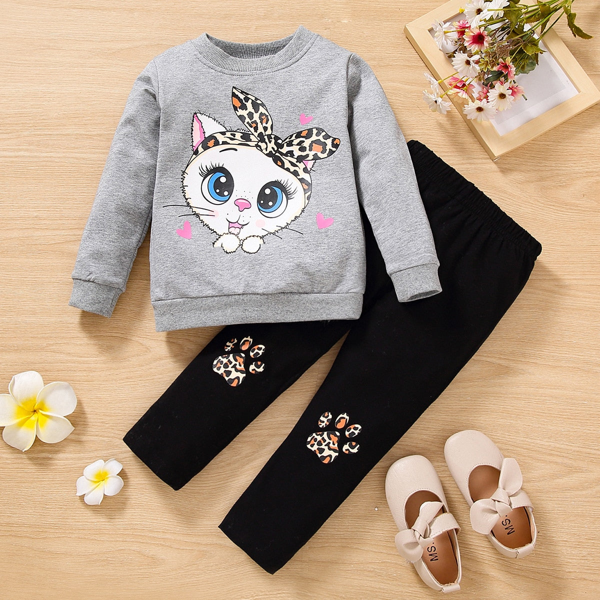 Girls bow, big-eyed cat, long-sleeved two-piece suit